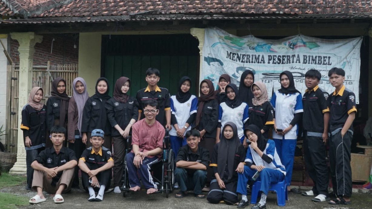 Foto bersama peserta kegiatan belajar